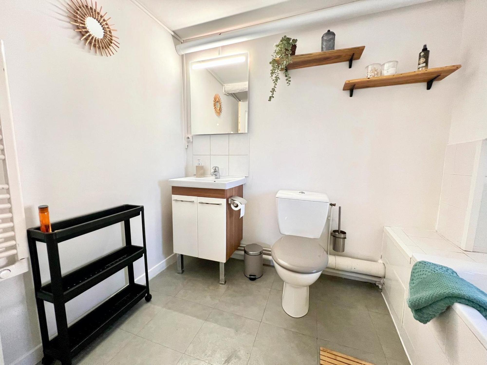 L'antique - Cocon, Centre Historique, Wifi , 4 Lits, 6 Personnes *